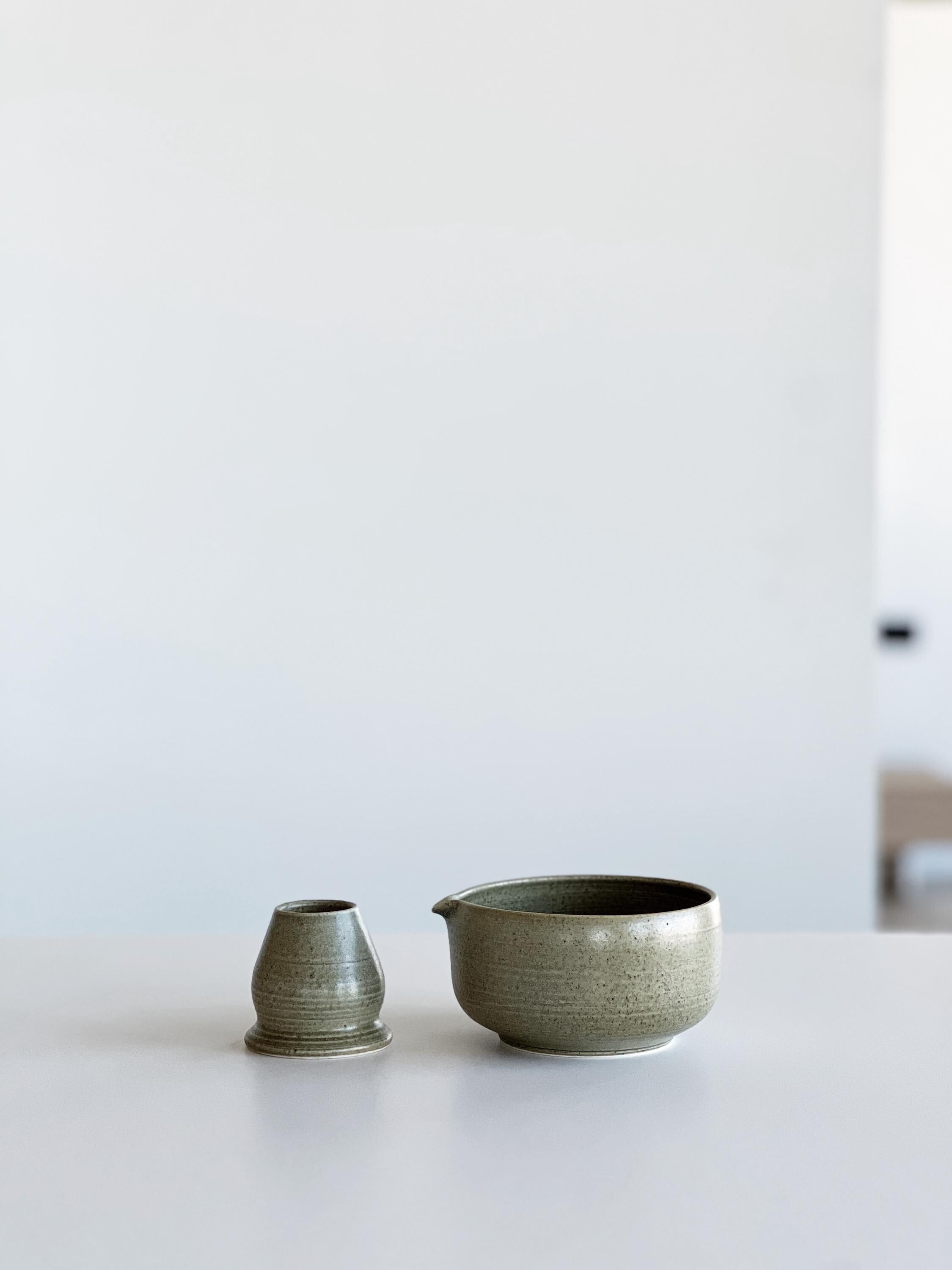 Handmade Textured Green Ceramic Matcha Bowl Set: Bowl with Pouring Spout and Whisk Holder
