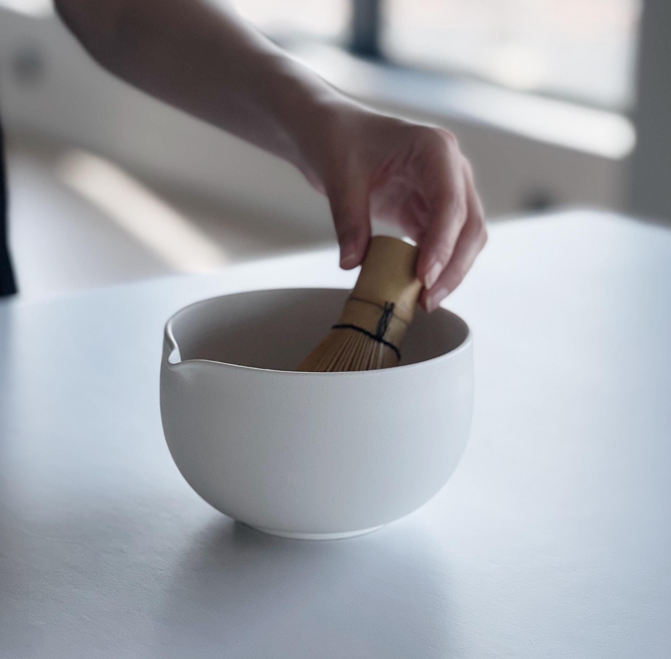 Handmade White Ceramic Matcha Bowl Set: Bowl with Pouring Spout and Whisk Holder