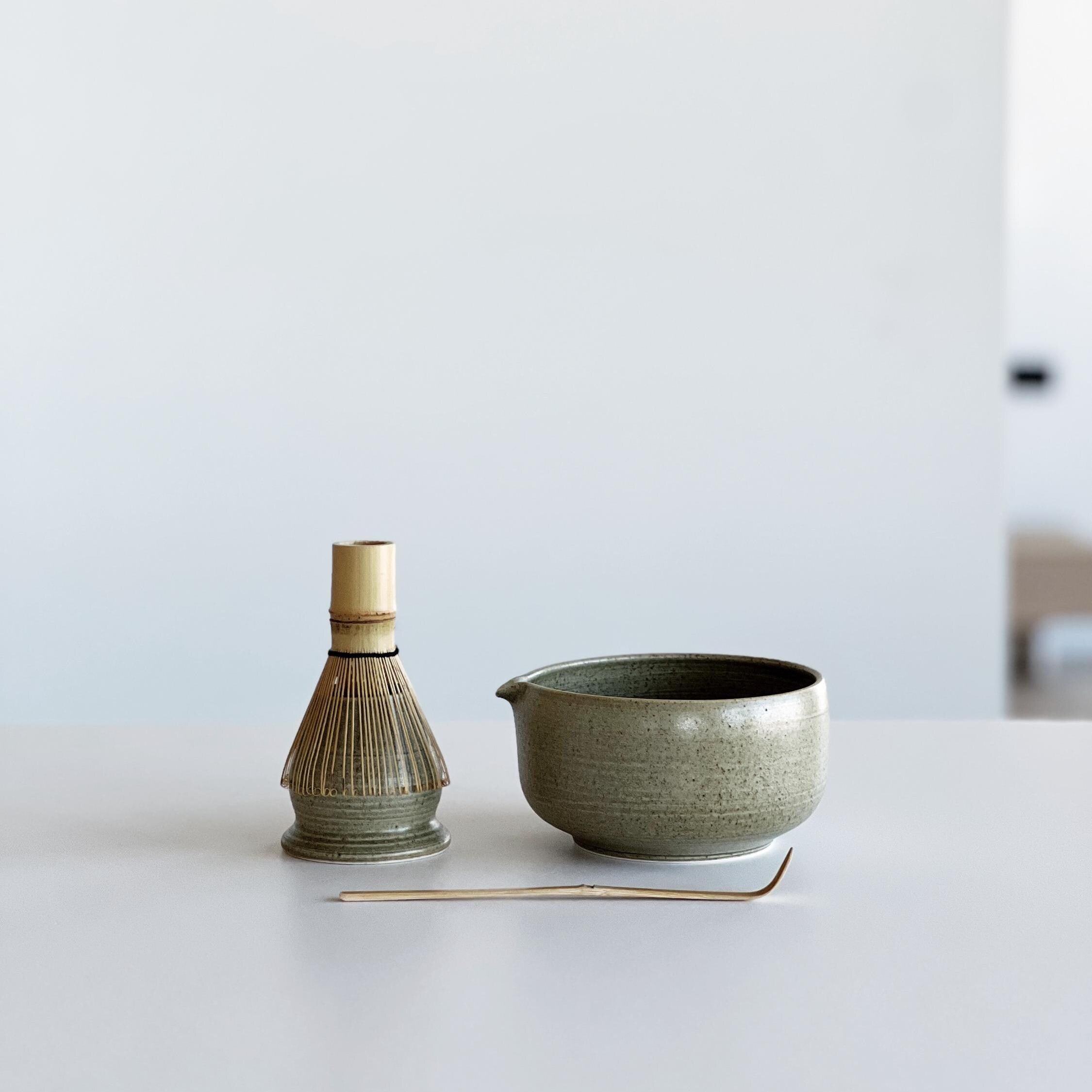 Handmade Textured Green Ceramic Matcha Bowl Set: Bowl with Pouring Spout and Whisk Holder