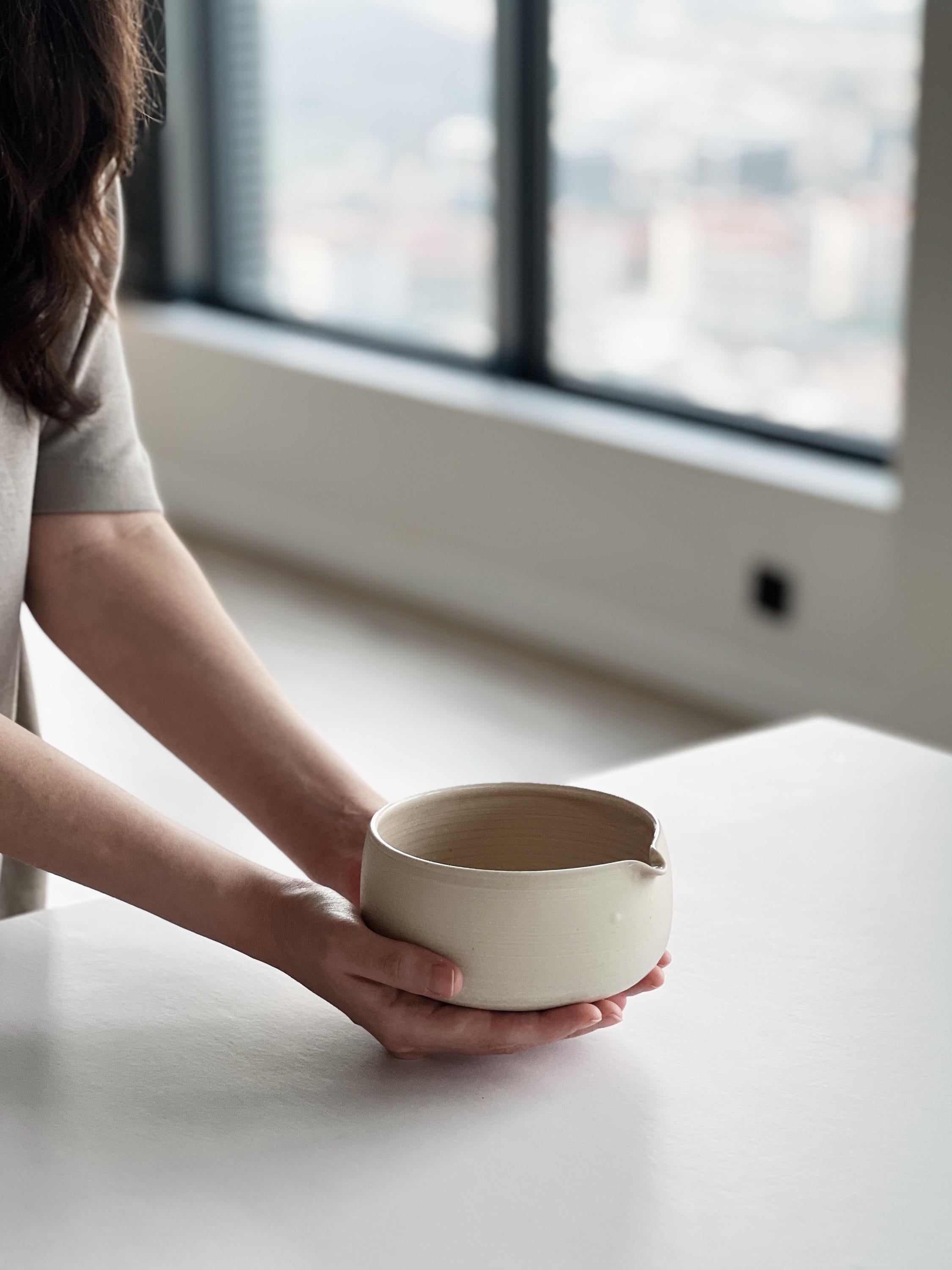 Handmade Ivory Ceramic Matcha Bowl Set: Bowl with Pouring Spout and Whisk Holder